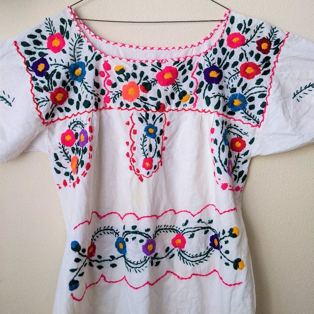 Embroidered Floral Mexican Dress - Picture 4 of 6